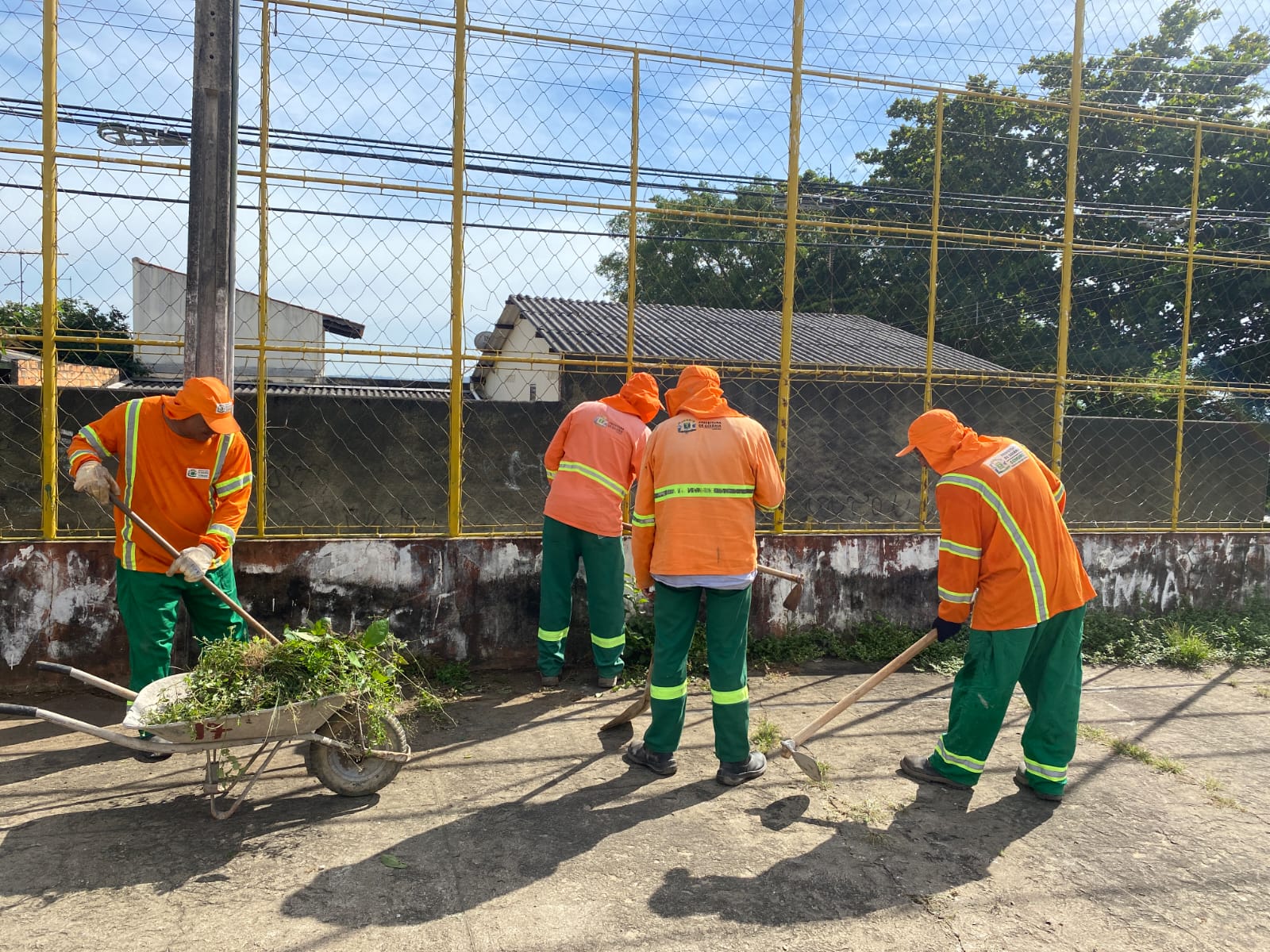 Prefeitura de Goiânia faz limpeza e roçagem em 95 bairros, nesta segunda-feira (17/04)