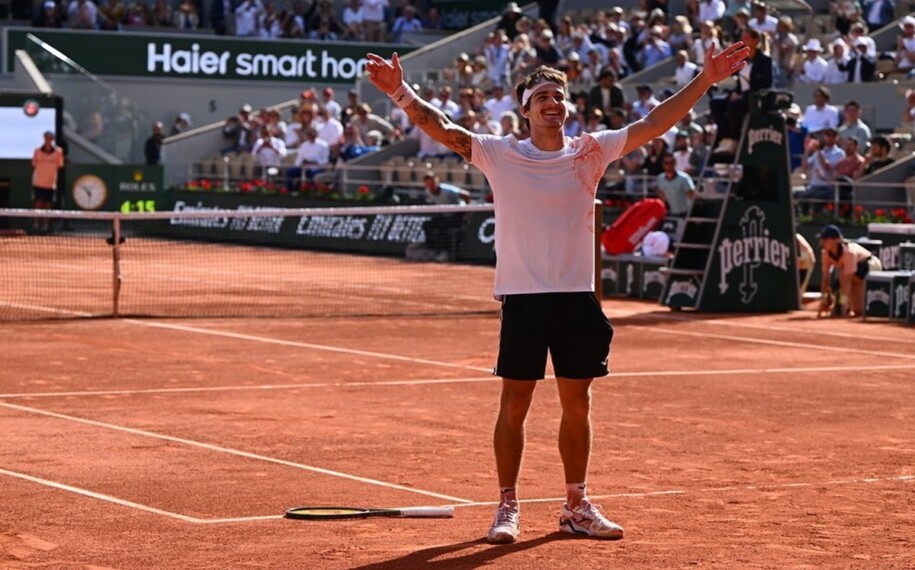 Thiago Wild vence argentino e avança à 3ª rodada em Roland Garros