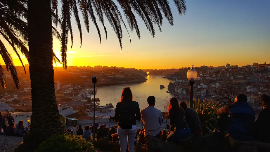 Começa o projeto piloto da semana de 4 dias de trabalho em Portugal