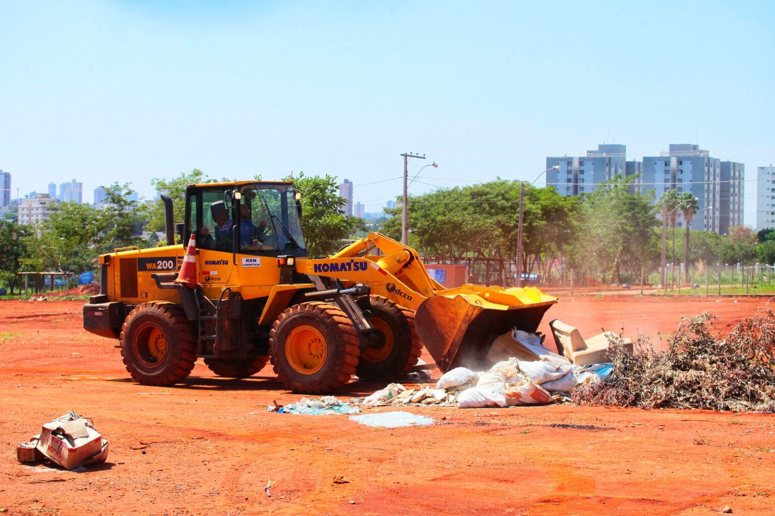 Prefeitura de Goiânia leva serviço de remoção de lixo a 20 bairros nesta segunda-feira (10/07)