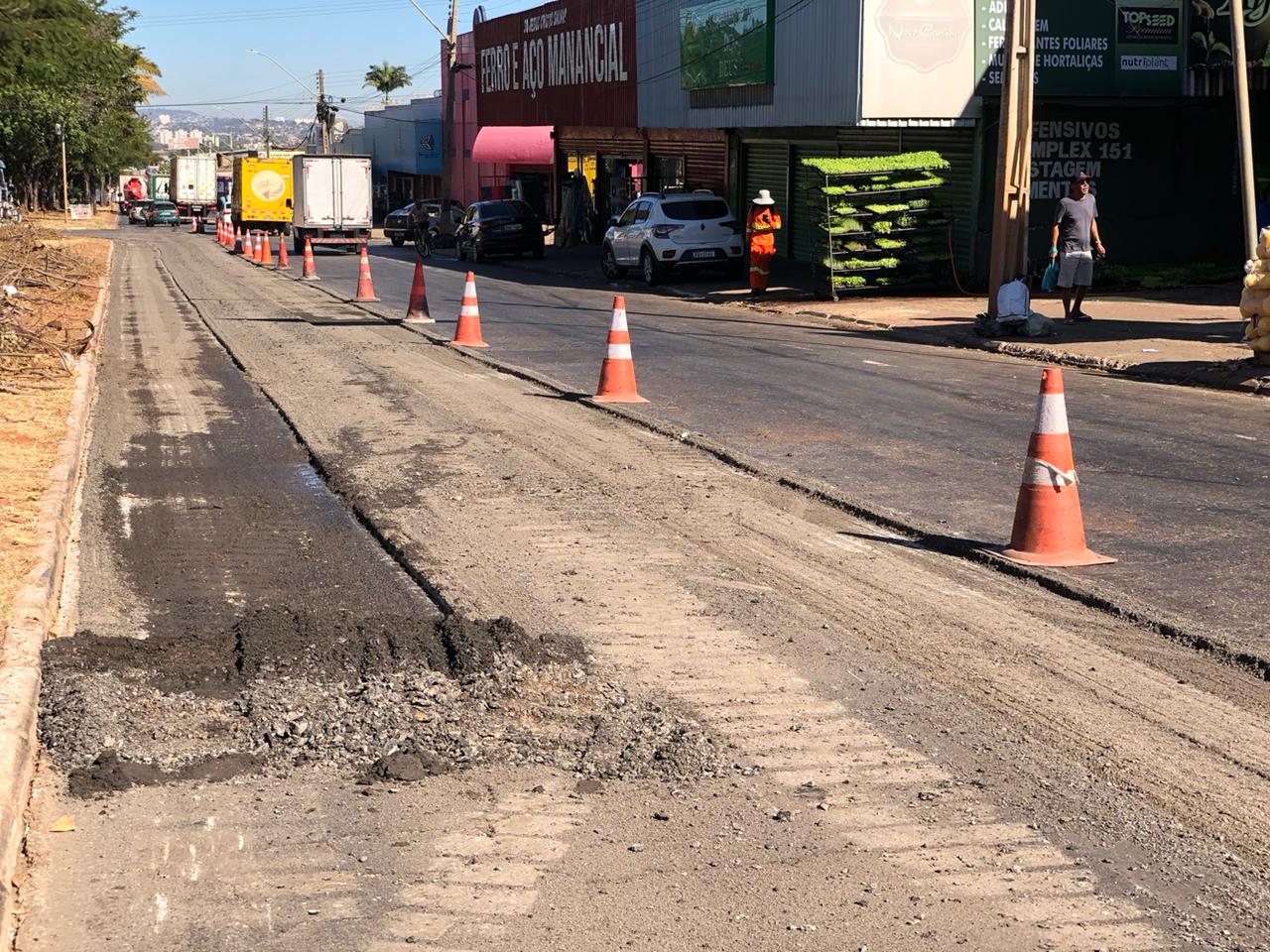 Prefeitura de Goiânia inicia reestruturação do asfalto da Avenida Vera Cruz, no Jardim Guanabara